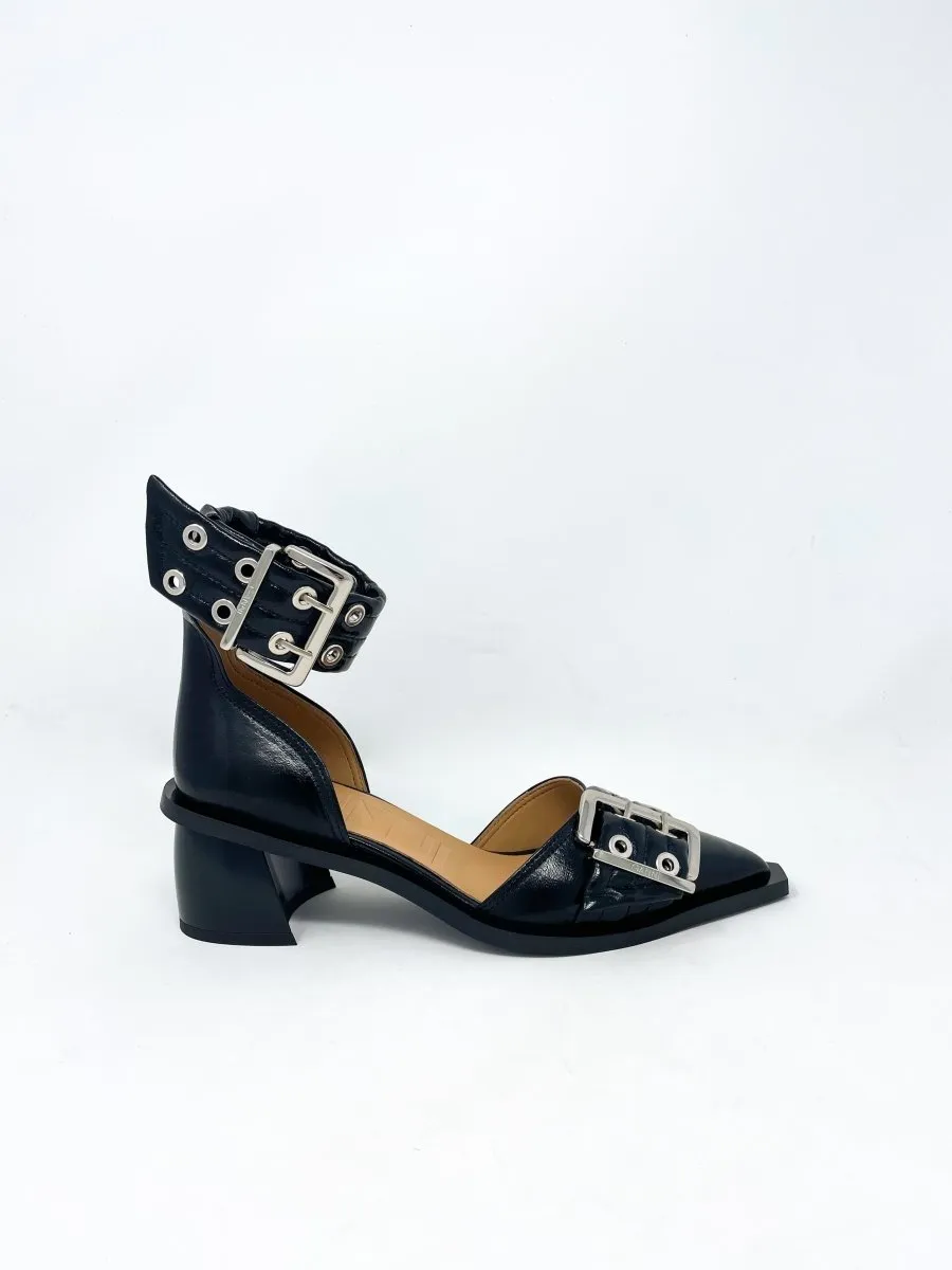 Chunky Buckle Open Cut Pump Naplack in Black