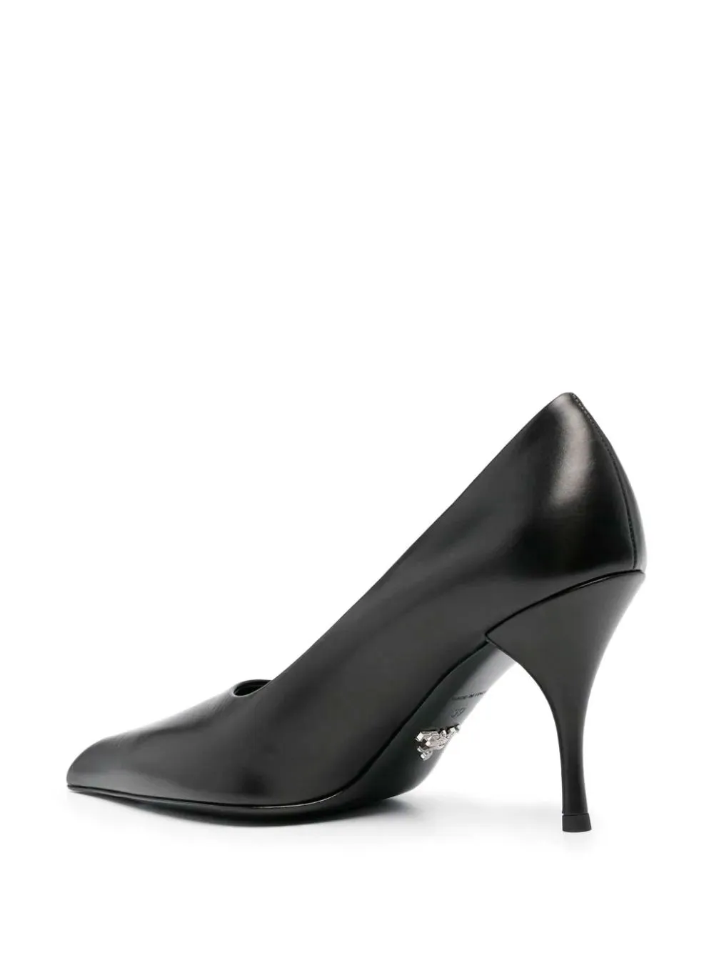 Pointed toe pumps