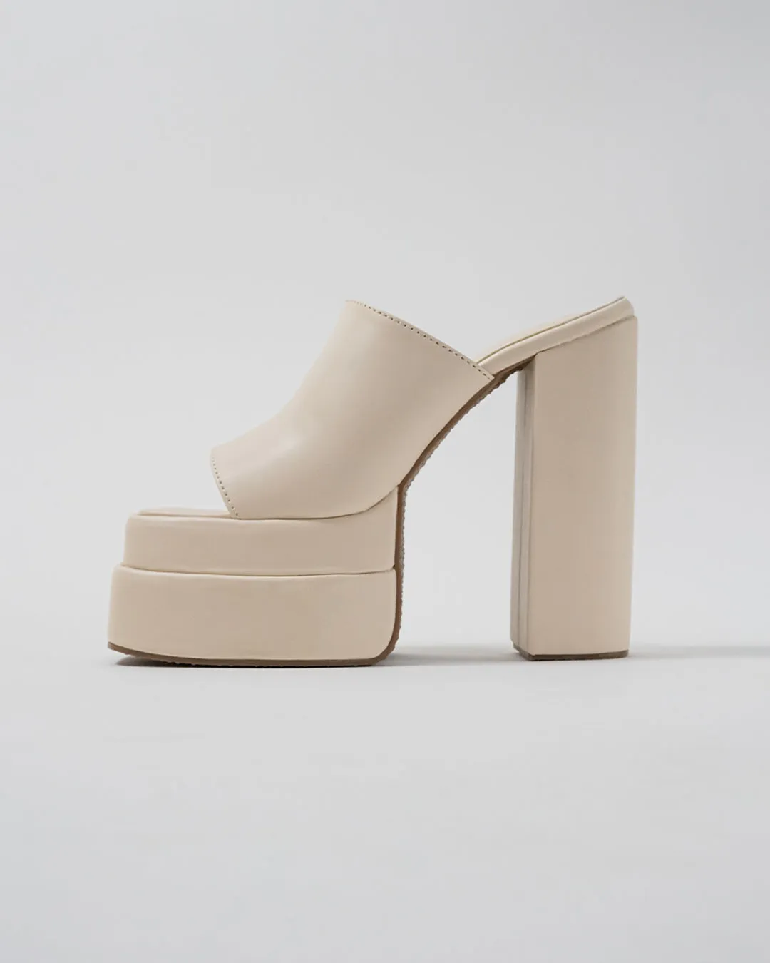 The Statement Heel Offwhite